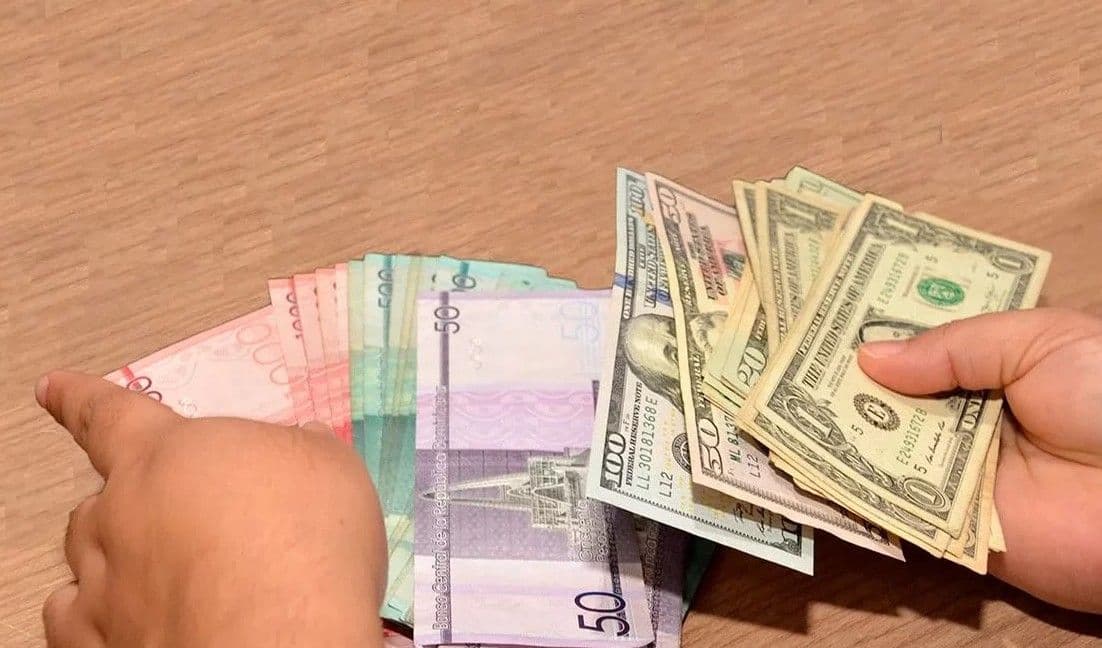 Fortalecimiento del peso dominicano por entrada de divisas